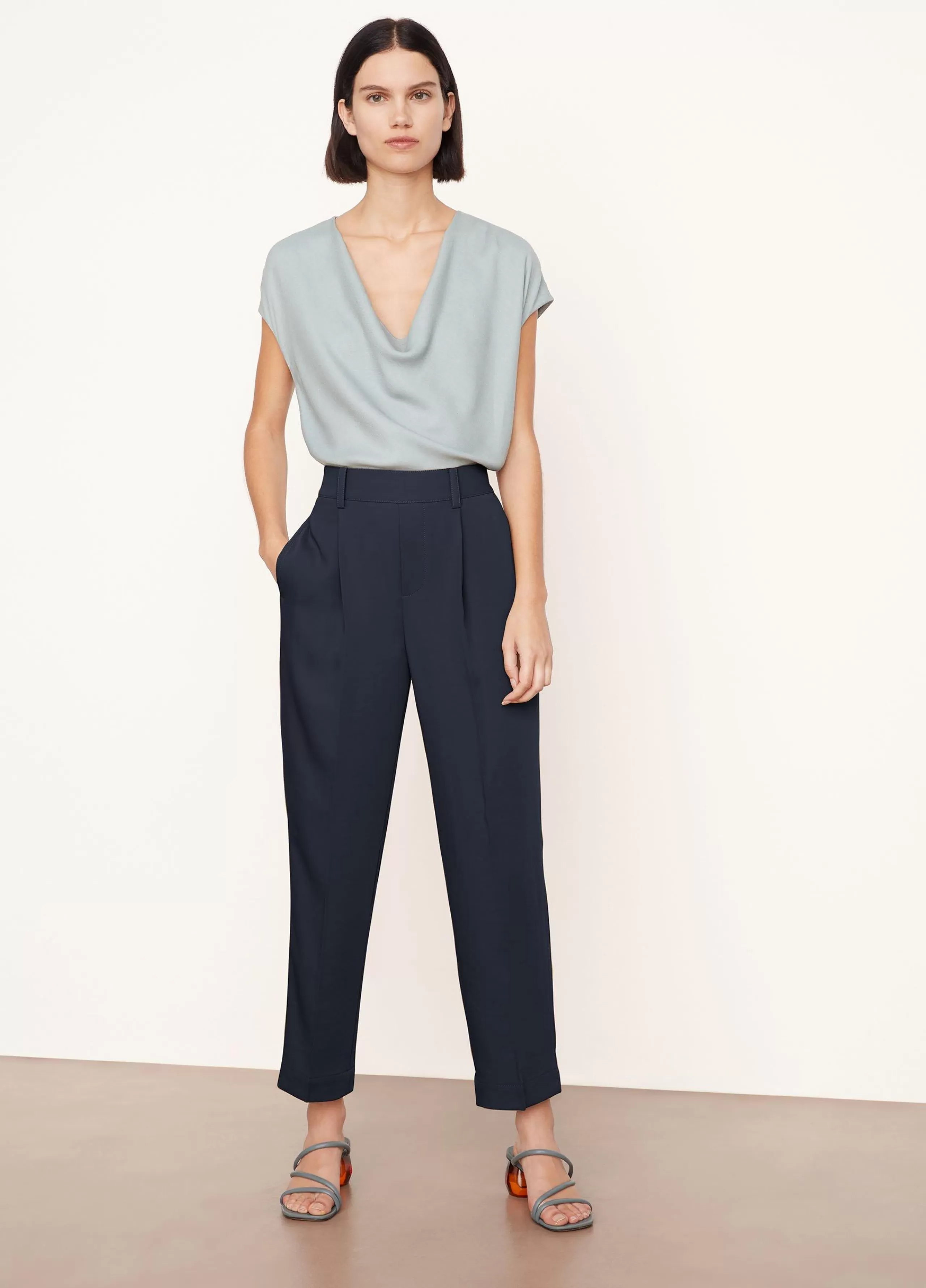 Women Vince Mid-Rise Tapered Pull-On Pant