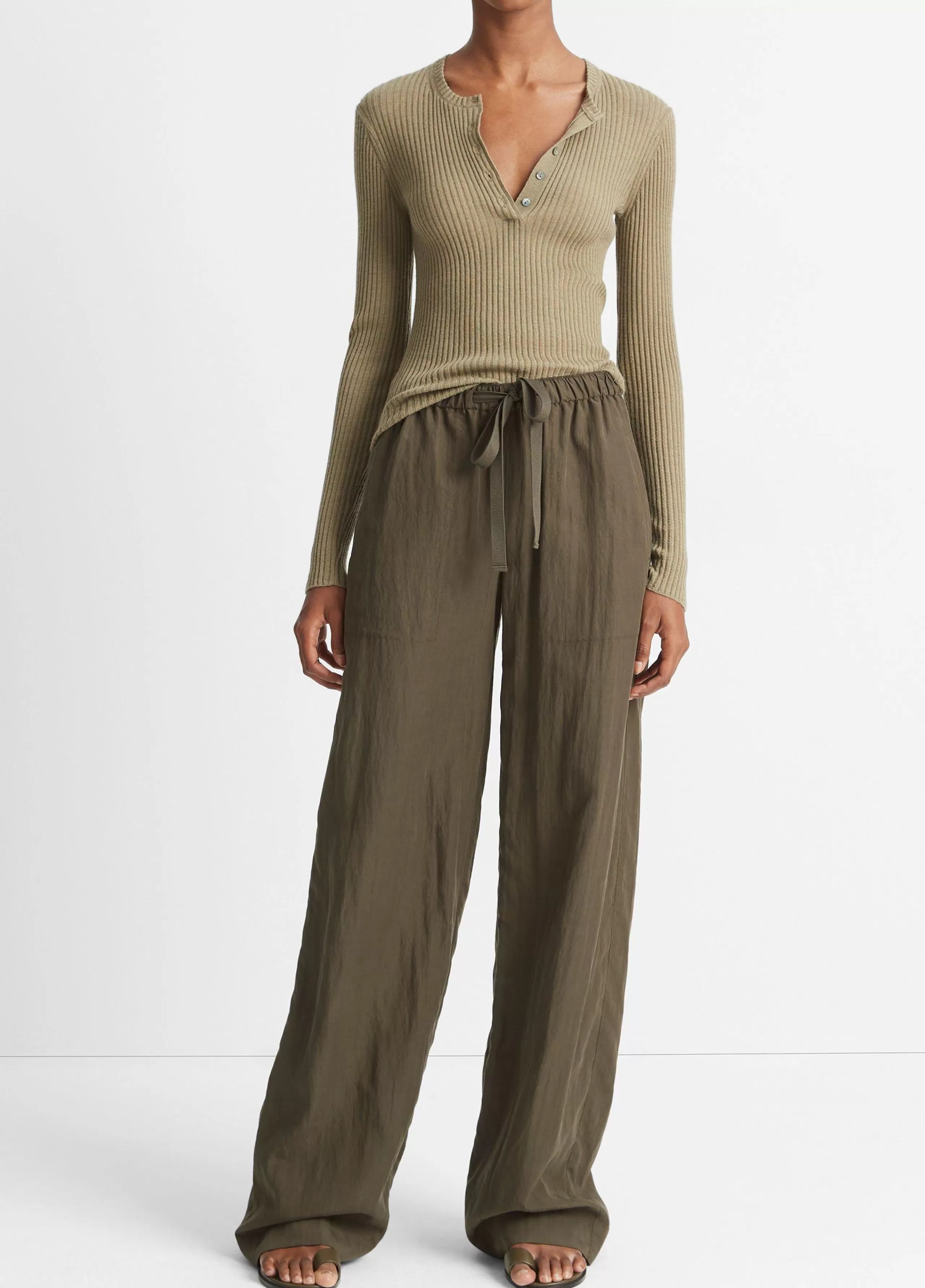 Women Vince Mid-Rise Utility Drawstring Pant