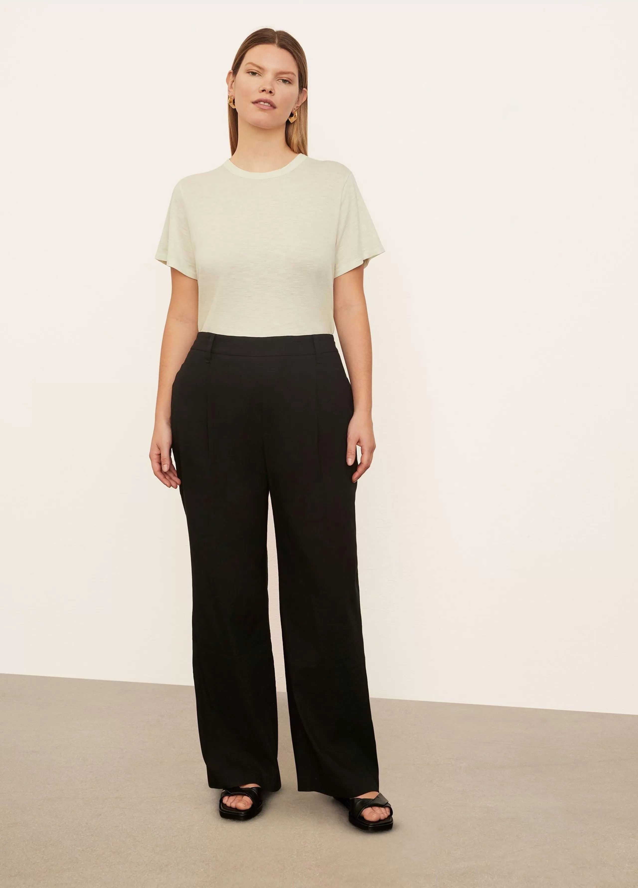 Women Vince Pleat-Front Pull-On Pant