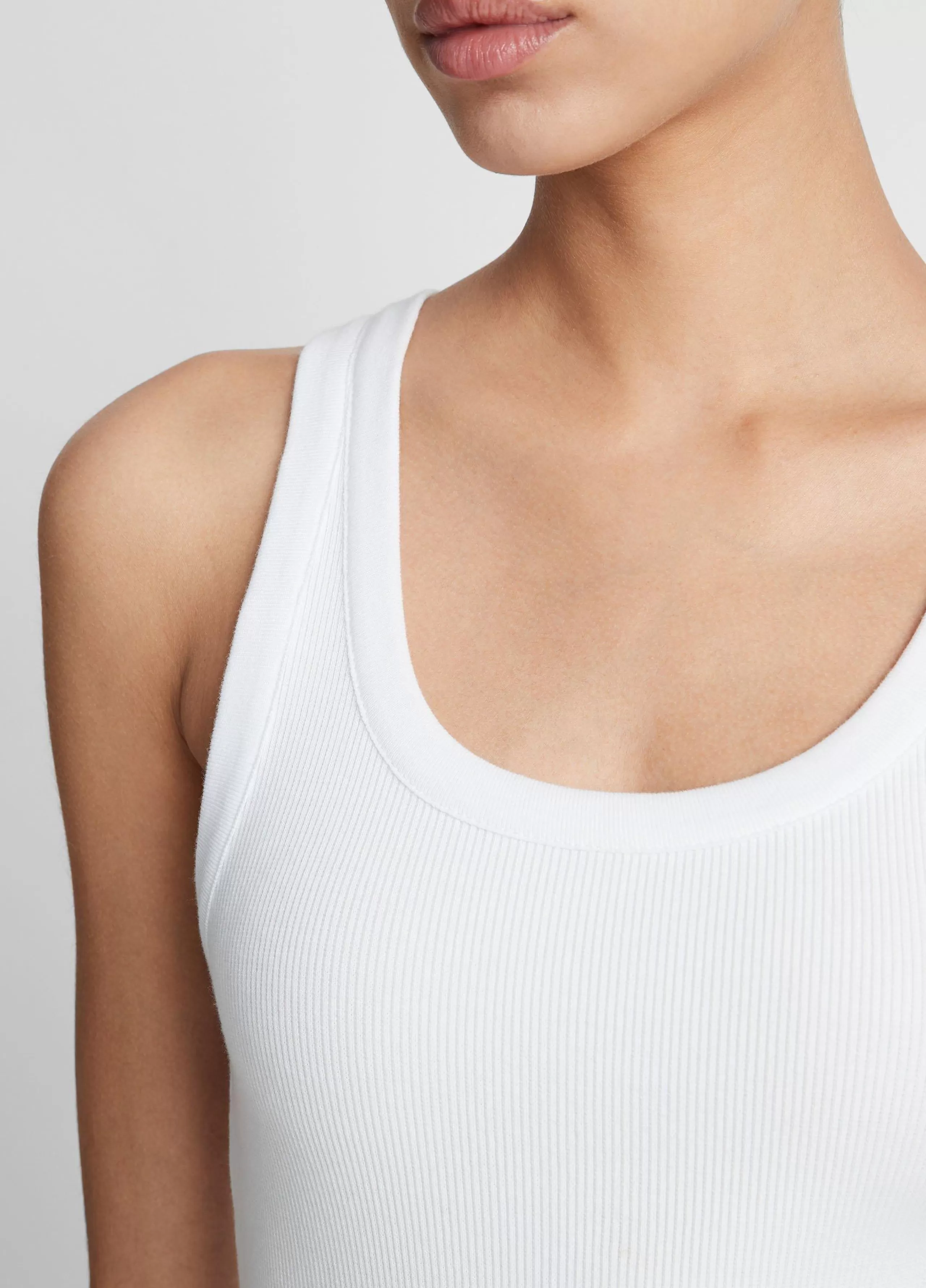 Women Vince Ribbed Scoop-Neck Tank